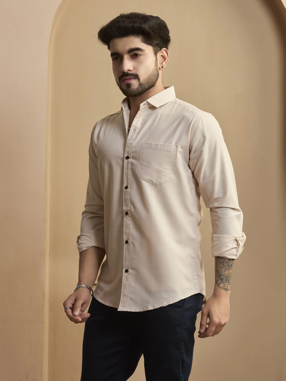 Men Slim Fit Solid Spread Collar Formal Shirt